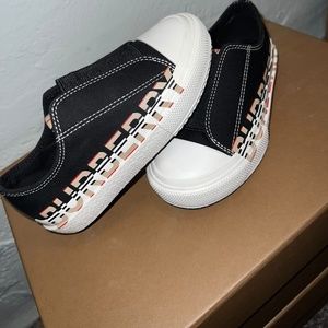 Burberry Shoes